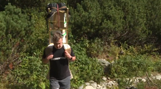 Výzva nášho kolegu pokračuje. Za päť dní vyniesol náklad na tri vysokohorské chaty