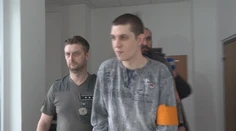 Požiadal ju o ruku a potom ju takmer dobil na smrť. Muž spoznal trest za pokus o vraždu snúbenice