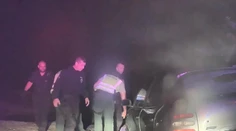 Policajtom, ktorí surovo dokopali mladú vodičku, hrozia roky väzenia