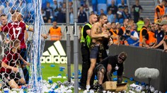 VIDEO: Nepríčetný fanúšik Slovana počas derby napadol kapitána Spartaka