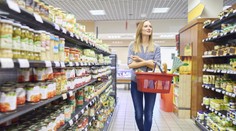 Lacnejšie vianočné nákupy? Za ktoré potraviny si priplatíme a ktoré stoja menej