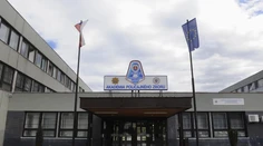 Kauza postrelená kadetka: Jedna z verzií hovorí, že školiteľ mal zásobník plný ostrých a zahodil ho po tragédii