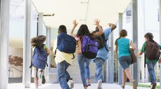 Pre záškoláctvo detí môže ísť matka na roky do väzenia, vymeškali 1 000 hodín