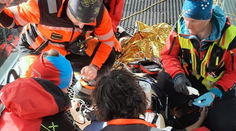 Záchranná akcia na Priehybe. Mladý snowboardista (†34) stratil vedomie, oživiť sa ho už nepodarilo