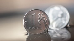 Rusko sa pre sankcie ocitlo v platobnej neschopnosti. Je to fraška, reaguje ruský minister