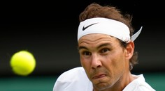 Nadal otočil nepriaznivý stav a na Wimbledone si zahrá semifinále