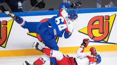 VIDEO: Najdiskutovanejší okamih derby Česko vs Slovensko. Regulárny hit, alebo zákerný faul?!