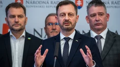 V koalícii to vrie. SaS poslala Hegerovi krátky, no výstižný odkaz