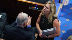 Kongresmanka šírila hoaxy o covide, Twittter jej natrvalo zrušil účet