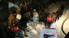 Lavína v Turecku zasypala desiatky záchranárov, hlásia najmenej 38 obetí