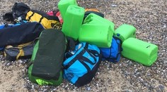 Bola to iba obyčajná prechádzka, keď sa na brehu objavil kokaín za 58 miliónov