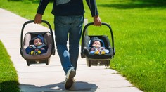 Vo svete sa rodí viac dvojčiat ako kedykoľvek predtým. Lekári vysvetľujú, čo je za tým