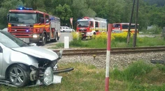 Pri Porúbke sa zrazil vlak s autom