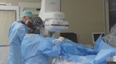 Lekárom v Košiciach sa podarili prvé robotické operácie srdca v krajine