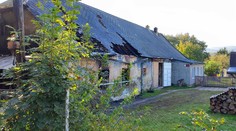 Tragický požiar rodinného domu na východe Slovenska. Mužovi sa už nedalo pomôcť, lekár konštatoval smrť