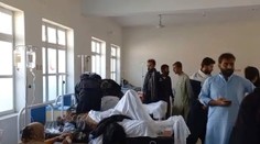 VIDEO: Krvavý masaker v Pakistane. Samovražedný atentátnik zabil najmenej 50 ľudí