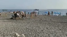 Scéna ako z filmu: Dovolenkári chytili pašerákov drog priamo na pláži