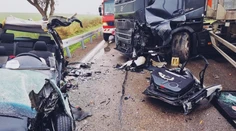 Nehoda na Horehroní paralyzovala dopravu. Hrôzostrašné zábery po zrážke auta s kamiónom