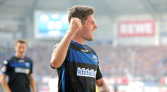 "Lišiacky" gól od nováčika Bundesligy si futbalový svet bude dlho pamätať