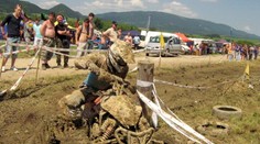 Svedok opísal desivé detaily po zrážke motorky, ktorá vpálila do detí, dievča (10) prevážal vrtuľník