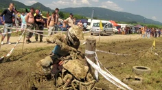 Svedok opísal desivé detaily po zrážke motorky, ktorá vpálila do detí, dievča (10) prevážal vrtuľník