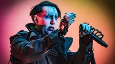 Škandalózny rocker má nový biznis: Erotické pomôcky s vlastnou podobizňou!
