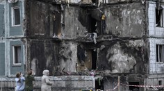 Rusi raketami útočili na obytnú bytovku na východe Ukrajiny. Hlásia najmenej jednu obeť