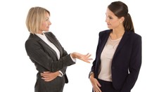 Reč tela: žena ako muž. Rozdiel je v jednej veci