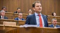 Opozícia chce odvolávať Glváča pre komunikáciu s Kočnerom, on na to nevidí dôvod