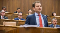 Opozícia chce odvolávať Glváča pre komunikáciu s Kočnerom, on na to nevidí dôvod