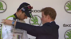 Sagan v úvodnej etape druhý. Do bieleho dresu ho obliekol princ Harry