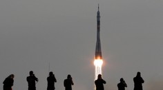 Rusi zmodernizovali raketu Sojuz. K vesmírnej stanici odletela nová posádka