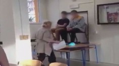 Učiteľka, ktorú žiaci šikanovali, zomrela