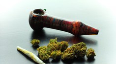 Mladík (19) mal vo vrecku marihuanu. Hrozí mu päť rokov väzenia