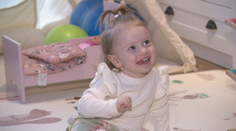 Poisťovňa liek preplatiť nemusela. Rodičia Editky sa po prehre na krajskom súde obrátia na ústavný