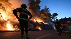 Požiar v Chorvátsku je sčasti pod kontrolou. Zhorelo najmenej 20 domov a olivové háje