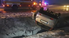 Pri zrážke dvoch áut sa v Košiciach zranilo sedem ľudí. Šofér dodávky zrejme zaspal