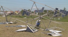 Silné búrky zasiahli aj susedné štáty. Vietor poničil solárnu elektráreň vo Vlasaticiach