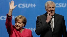 Nemecký minister vnútra zvažuje demisiu, rozhodne sa po rokovaní s vedením CDU