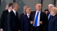 Odborníčka na reč tela odhalila Trumpove slabiny
