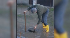 Každodenný smrad a baktérie. Takto žijú obyvatelia Novej Strážne