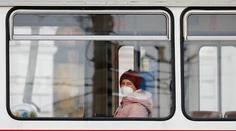 Epidémia v Česku spomaľuje. Pribudlo najmenej nedeľných prípadov od novembra