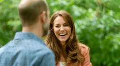 Na nerozoznanie! Kate Middleton by svoju mamu nezaprela, ani keby chcela