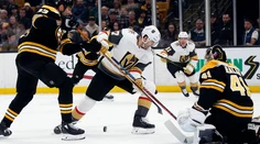 Halák opäť exceloval, priviedol Boston k ďalšej výhre