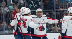 VIDEO: Martin Fehérváry strelil v nočnom zápase NHL gól, aký sa podarí raz za život