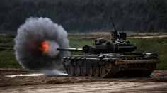 Snažia sa vytlačiť ukrajinské sily. Rusi nasadili v Kurskej oblasti tanky aj bombardéry