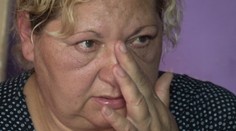 Napriek tomu, že ju otec opustil, snažila sa mu pomôcť. Teraz ho nemá za čo pochovať