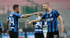 Inter Miláno remizoval so Sassuolom, Škriniar dostal v závere duelu červenú kartu