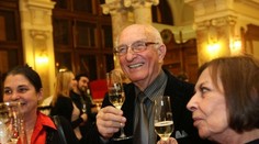 Kolegovia sa rozlúčili s bardom českého divadla Otakarom Brouskom st.