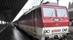 Vo vlaku z Bratislavy do Košíc našli náboje. Cestujúci museli prestúpiť na iný spoj